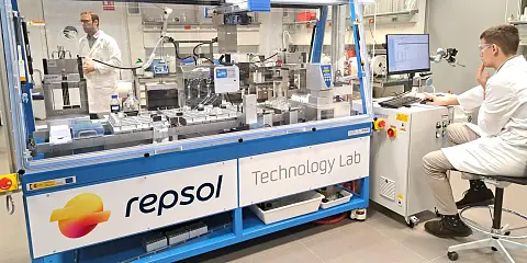 La IA generativa reescribe las reglas del descubrimiento científico en Repsol Technology Labs